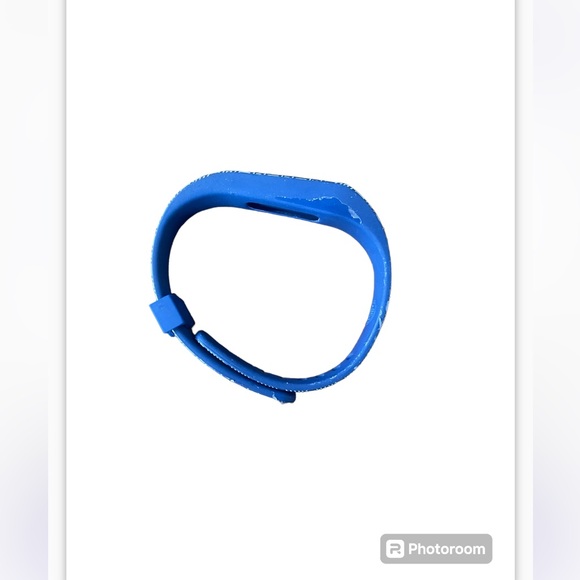 Tory Burch Fitbit Bracelet with USB Cable - Picture 3 of 3